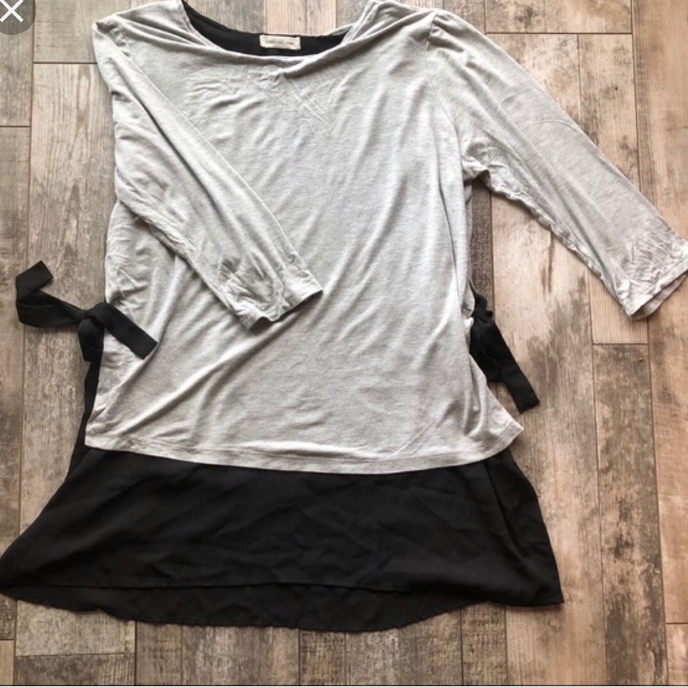 Pebble And Stone Double Layer With Ties Blouse - image 1